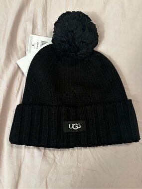 UGG Black Knit Pom Cuff Beanie